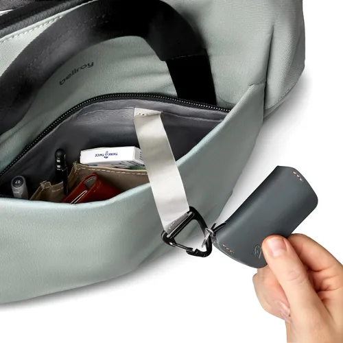 Miniatura 4 de Bellroy Via Workpack (16" bolsa para portátil, mochila de viaje, bolsa de trabajo), Eucalipto, Tamaño único
