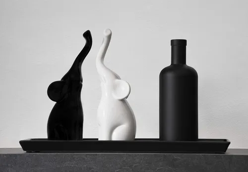 Miniatura 7 de Vaudagio Amante par de elefantes en blanco y negro – Escultura de cerámica moderna como un conjunto – Figura de decoración de 10.2 pulgadas de alto