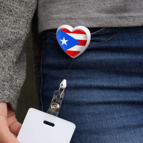 Miniatura 2 de Correa de corazón con bandera de país de Puerto Rico Carrete retráctil Portatarjetas de identificación - Blanco