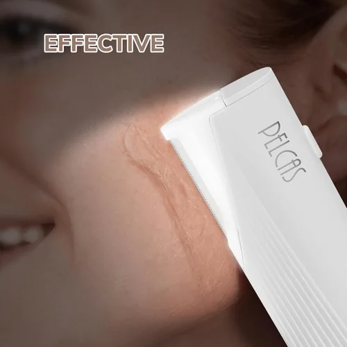 Miniatura 2 de PELCAS Herramienta eléctrica de dermaplaning para cara con luz LED, mini kit de maquinilla de afeitar de dermaplaning facial, sin dolor de 3 Blanco