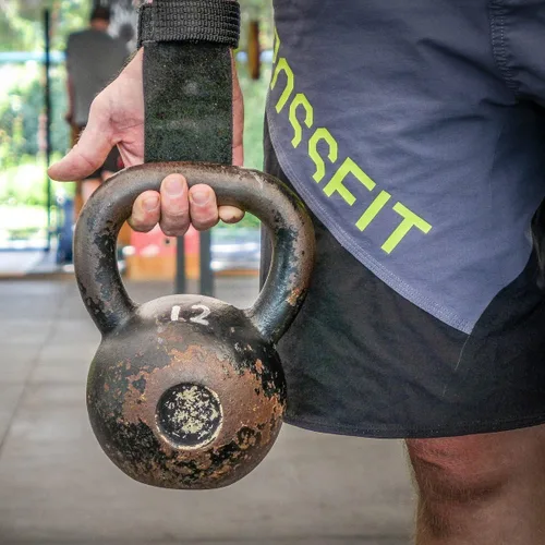 Miniatura 5 de WOD Nation Empuñaduras de gimnasia con barra perfectas para entrenamiento de dominadas, pesas rusas. Empuñaduras de mano para entrenamiento cruzado