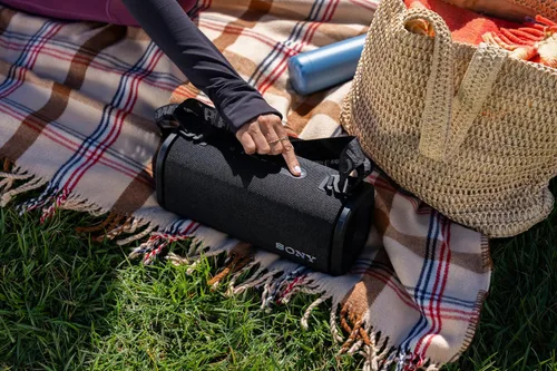 Miniatura 15 de Sony ULT Field 5 Altavoz Bluetooth portátil inalámbrico, IP67 impermeable, a prueba de polvo y óxido con graves mejorados, batería de 25 horas, luz