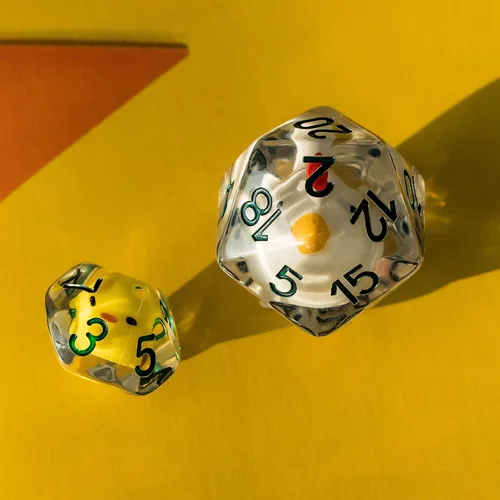 Miniatura 5 de Cusdie 8 dados DND, juego de dados poliédricos rellenos de animales, juego de dados de animales para juegos de rol, dados D&D