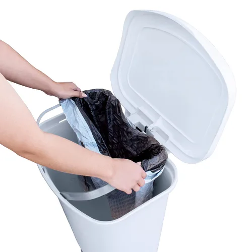 Miniatura 4 de Glad Paquete de 2 botes de basura de 13 galones, cubos de basura de plástico para cocina con protección contra olores de tapa, manos libres