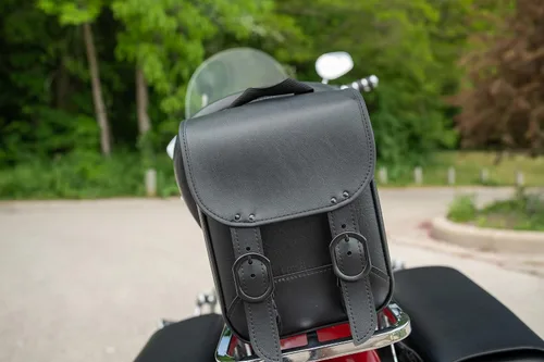 Miniatura 5 de Willie & Max By Dowco Serie Black Jack Bolsa para arco de respaldo de motocicleta con protección UV, piel sintética sin mantenimiento, universal