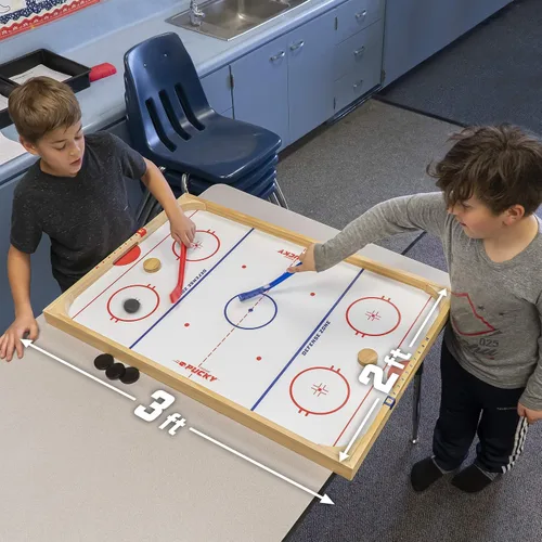 Miniatura 5 de GoSports Hockey Ice Pucky - Juego de hockey de mesa de madera para niños y adultos - Incluye 1 tablero de juego, 2 palos de hockey y 3 discos