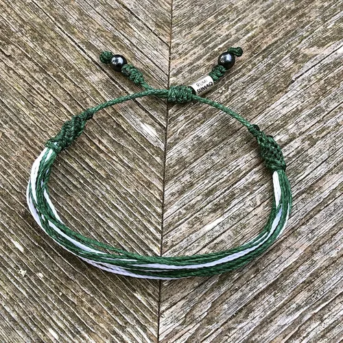 Miniatura 3 de Rumi Sumaq Pulseras de Orgullo y Bandera del País con Atadura de Tirón — Pulseras Macramé Trenzadas a Mano, Nudo de Pescado y Trenzadas Ajustables
