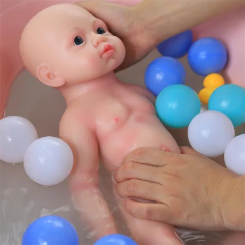 Miniatura 3 de Muñeca de bebé realista de silicona de 19 pulgadas, muñecas de bebé Reborn realistas, juguete y coleccionable. Chico calvo 010