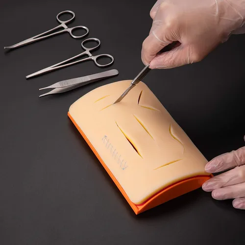 Miniatura 7 de Medarchitect Almohadilla de práctica de sutura incrustada de dos capas con base curvada antideslizante para uso educativo solamente
