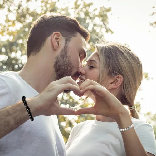 Miniatura 2 de Kenivira Matching Couples Bracelets Gifts for Girlfriend,Relationship Bracelets for Couple One Year Husband Wife Boyfriend Girlfriend