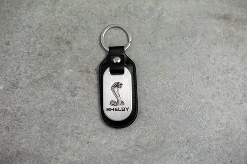 Miniatura 5 de Shelby Cobra Snake - Llavero FOB de acero inoxidable con licencia oficial Shelby®, hecho de acero inoxidable (llavero) y piel auténtica, fabricado