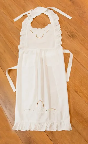 Miniatura 5 de Minhcraft Delantal de algodón blanco con bordado de flores hermosas volantes de longitud completa babero delantal de las mujeres, Blanco