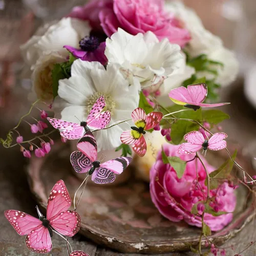 Miniatura 4 de Guirnalda de mariposa artificial, enredaderas decorativas de mariposa falsas, decoración colgante de mariposa única en 3D para pared del hogar, Rosa