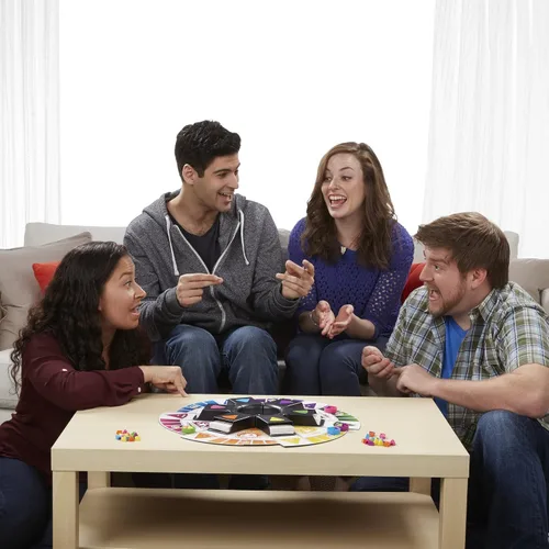 Miniatura 8 de Juego: 2000s edición de Trivial Pursuit