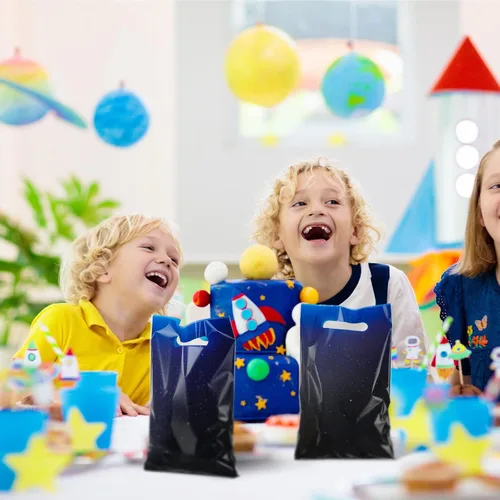 Miniatura 7 de Zonon Paquete de 50 bolsas para recuerdos de fiesta de galaxia, suministros de galaxia, suministros para el espacio exterior, bolsas de regalo