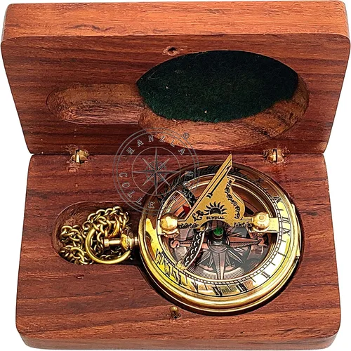 Miniatura 4 de Reloj de sol hecho a mano con botón de dirección con cadena y caja de madera, reloj de sol de bolsillo de brújula de latón, regalo de bautismo