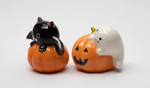 Miniatura 2 de Juego de salero y pimentero de cerámica fina para Halloween, casper y murciélago en calabaza, 3-1/8 pulgadas de largo