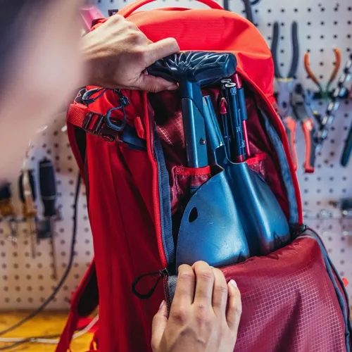 Miniatura 5 de Gregory Targhee - Mochila de esquí y snowboard 32L, transporte en casco, gancho de esquí/snowboard, funda de hidratación interna