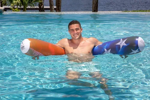 Miniatura 4 de Stars and Stripes American Flag Inflatable Outdoor Pool Rafts, Coolers, & Swim Rig Collection. Celebrate The USA. Fideos inflables de natación