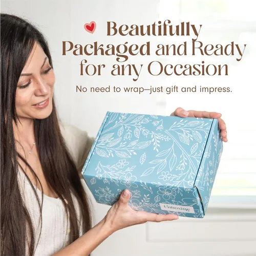 Miniatura 5 de UnboxMe Cesta de Regalo de Té Paquete de Cuidado para Mujeres - Caja de Cuidado Personal con Calcetines Cómodos, Taza, Té Chai, Miel y Canela, Que