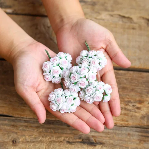 Miniatura 6 de 50 mini rosas de papel de morera hechas a mano, 0.709 in, flores de papel de morera, álbumes de recortes, boda, manualidades, bricolaje
