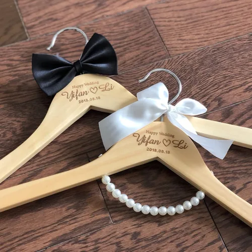Miniatura 6 de Perchas de novia personalizadas, perchas de madera blanca de primera calidad para vestidos de novia, vestidos de dama de honor, fiesta de novia