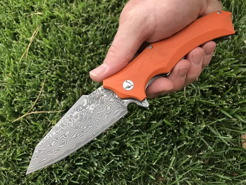 Miniatura 6 de TACTICAL GEARZ Cuchillo de bolsillo de Damasco, mango G10, hoja de acero de Damasco de 67 capas múltiples y núcleo VG10, incluye funda