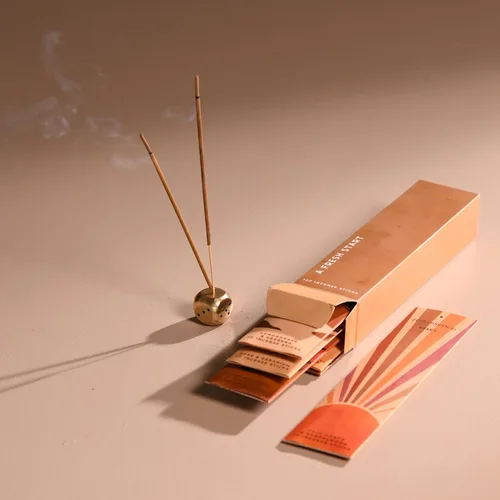 Miniatura 7 de Folkulture - Varillas de incienso (120 varillas), juego de 6 inciensos de primera calidad para regalos de graduación, meditación, aromaterapia, sin