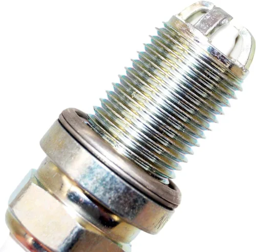Miniatura 5 de NGK 3199 Bujías de Platino Láser BKR6EQUP Compatibles con Modelos Selectos de Audi 97-01, BMW 92-06, Cadillac 03-04, Porsche 01-05, VW 98-05, Volvo
