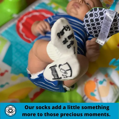 Miniatura 2 de Newborn Baby Socks Gift Set - 4 Soft Pairs - Comfortable - Unique - Funny - Perfect for Baby Showers - Sized 0-6 Months