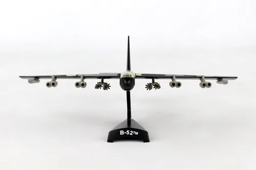 Miniatura 6 de Daron Worldwide Trading B-52 Stratofortress Vehículo (Escala 1:300)