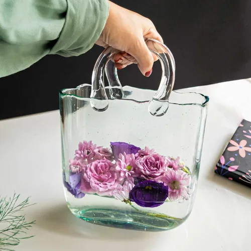 Miniatura 7 de OLEEK Jarrón de Cristal Hecho a Mano en Forma de Bolso para Flores y Bebidas - 10 pulgadas - Lindo Centro de Mesa Rosa y Pecera - Florero Único