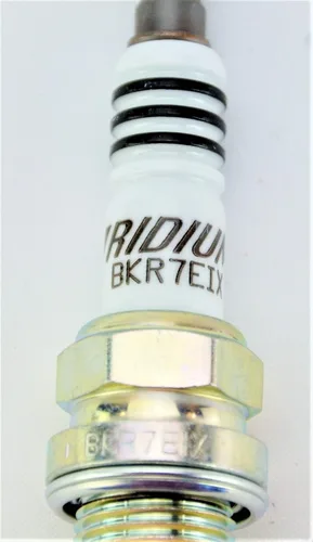 Miniatura 3 de NGK bujía de iridio IX BKR7EIX