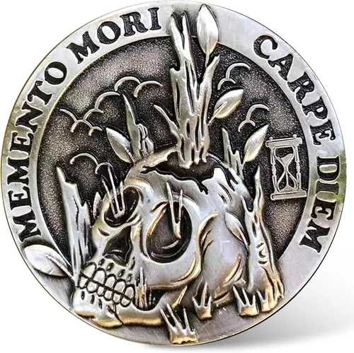 Memento Mori Carpe Diem - Moneda de desafío de alto relieve – Ficha de recordatorio estoico de calavera y polilla, acabado plateado antiguo
