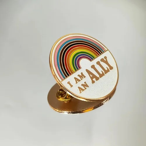 Miniatura 7 de Arturbo Bandera del Orgullo LGBTQ - Broches de solapa esmaltados de arco iris, insignias divertidas para ropa, bolsas, mochilas, sombreros