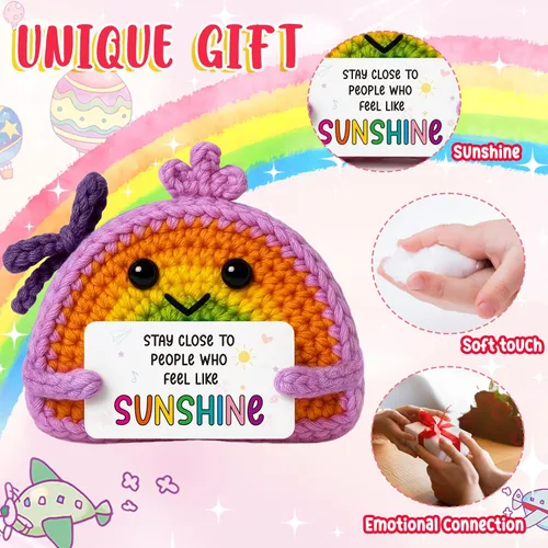 Miniatura 3 de Muñeca de ganchillo arcoíris hecha a mano con "Stay Close to People Who Feel Like Sunshine", regalo edificante para mujeres, amigos, compañeros