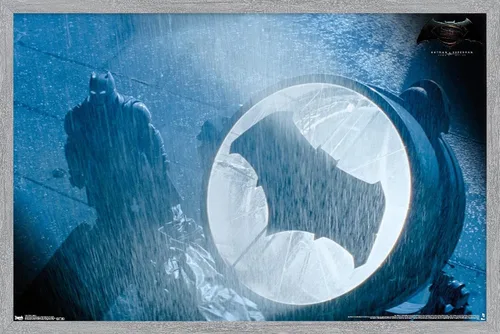 Miniatura 13 de Trends International Película DC Comics – Batman v Superman – Póster de pared de señal, 14.725 x 22.375 pulgadas, versión enmarcada de madera