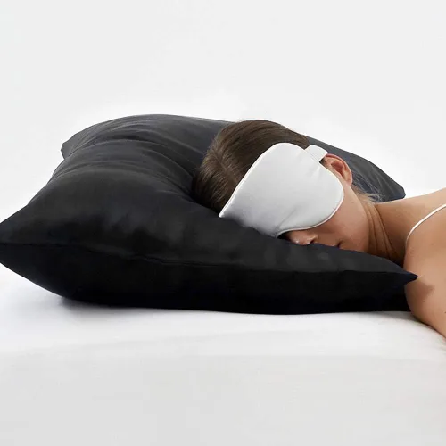 Miniatura 6 de NTBAY - Fundas de almohada de satén con cremallera, súper suaves y lujosas fundas de almohada Negro