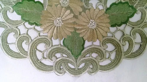 Tapete redondo o mantel individual con margarita dorada sobre arpillera verde salvia, material de lino, tamaño 7 pulgadas