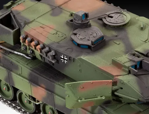 Miniatura 6 de Revell of Germany Kit de modelo de plástico Leopard 2 A6M