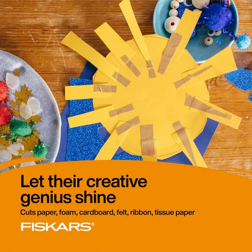 Miniatura 7 de Fiskars Tijeras de punta roma de 5 pulgadas para niños de 4 a 7 años (paquete de 3) - Tijeras para la escuela o manualidades - Suministros