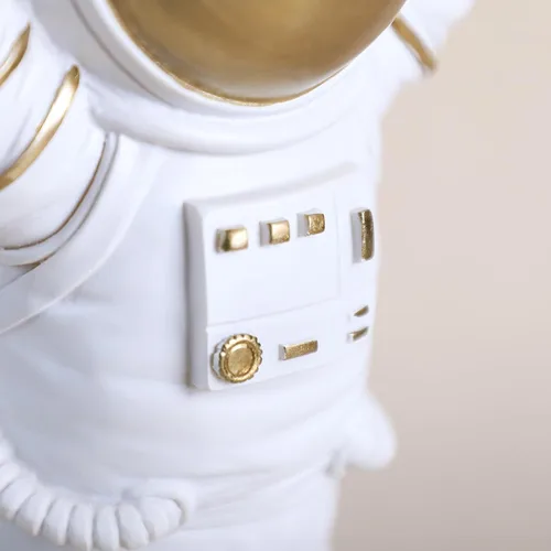 Miniatura 6 de Colias Wing Estatuas de astronauta, escultura, adorno para el hogar, artes y manualidades, accesorios de escritorio, decoración de mesa, soporte