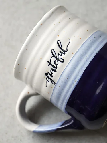 Miniatura 5 de DOWAN Tazas de café de 20 oz, tazas grandes con las palabras Bendito Agradecido, taza de café de porcelana, regalos de agradecimiento para mamá