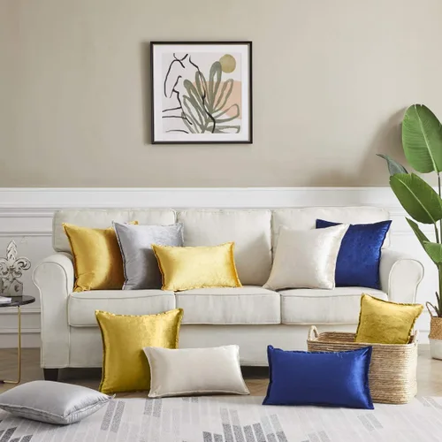 Miniatura 4 de GIGIZAZA Fundas de Almohadas Decorativas de Terciopelo Dorado Lumbar 12x20 Oblongas para Sofá y Sillón Paquete de 2