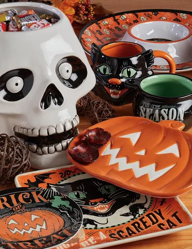 Miniatura 2 de Juego de 4 tazas de Halloween – Tazas de café de cerámica espeluznantes con diseños vintage de truco o trato – gato negro, esqueleto, calabaza