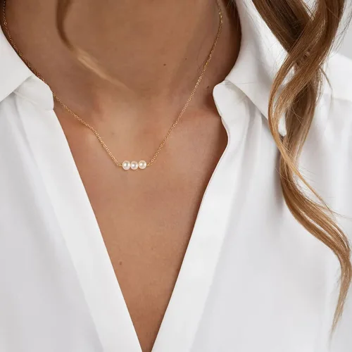 Miniatura 5 de VRIUA Pearl Necklaces for Women 14k Gold Plated Dainty Pearl Necklace Simple Gold Pearl Necklace Everyday Minimalist Necklaces for Women