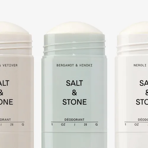 Miniatura 8 de SALT & STONE Desodorante sin aluminio Protección extra fuerte de 48 horas para mujeres y hombres Fabricado con extractos de algas marinas