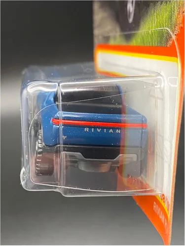 Miniatura 5 de Matchbox Rivian R1T 2022 Collector #38/100 Camión Eléctrico EV Azul