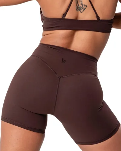 Kamo Fitness Serenity - Pantalones cortos de cintura alta, entrepierna de 6 pulgadas, sin costura frontal, aptos para muslos, con costuras en V para