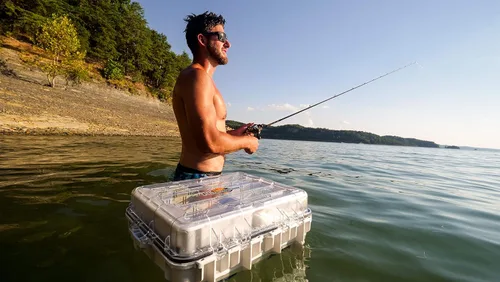 Miniatura 6 de Flambeau Outdoors 3000WPNC Maletín impermeable 3000, caja portátil impermeable para aparejos con bandejas, gris/transparente